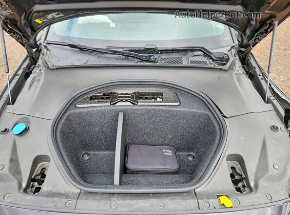 YSMFD3KA9RL224535 2024 POLESTAR 2 Black Vista interior trasera