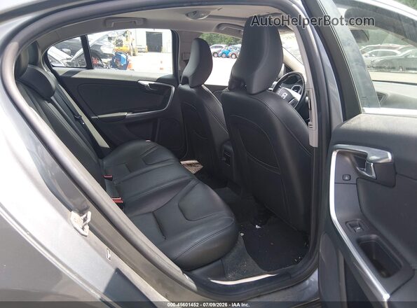 YV126MFK2G2406751 2016 VOLVO S60 Gray VIN კოდის სტიკერის ხედი