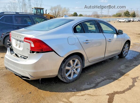 YV126MFK4G2413085 2016 VOLVO S60 Серебряный Задняя правая четверть