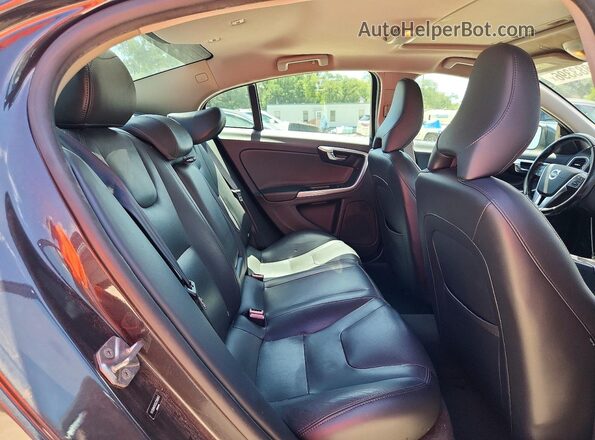 YV126MFK5G2396863 2016 VOLVO S60 Gray უკანა სავარძლების ხედი