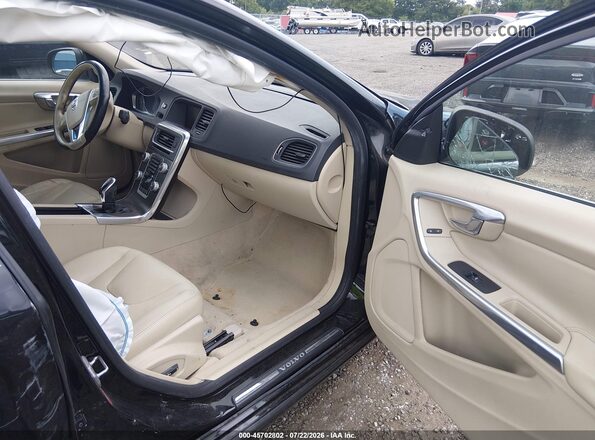 YV126MFK5G2397382 2016 VOLVO S60 Black წინა სალონის ხედი