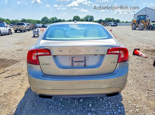 YV126MFK8G2391446 2016 VOLVO S60 Tan Widok z tyłu
