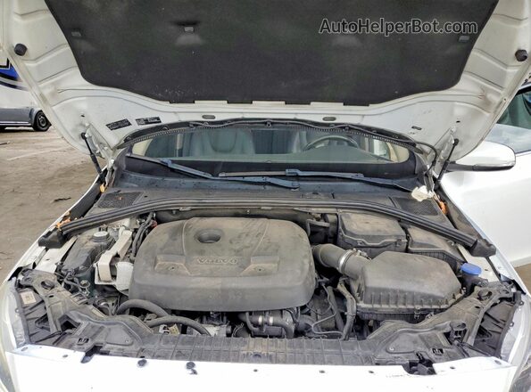 YV126MFKXG2397930 2016 VOLVO S60 White Vista interior trasera