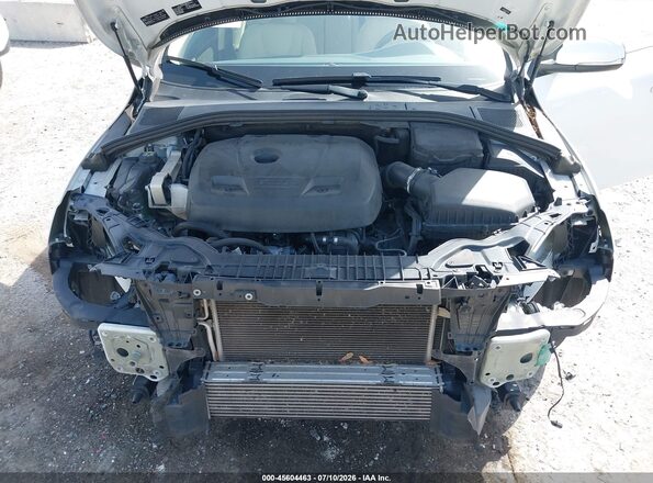 YV126MFKXG2411664 2016 VOLVO S60 White Widok z tyłu