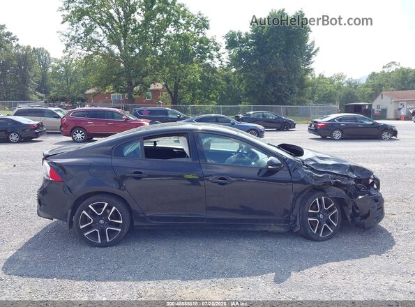 YV126MFL2J2458767 2018 VOLVO S60 Black Սալոնի հետևի տեսք
