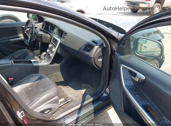 YV126MFL3J2452203 2018 VOLVO S60 Black Вид салону спереду