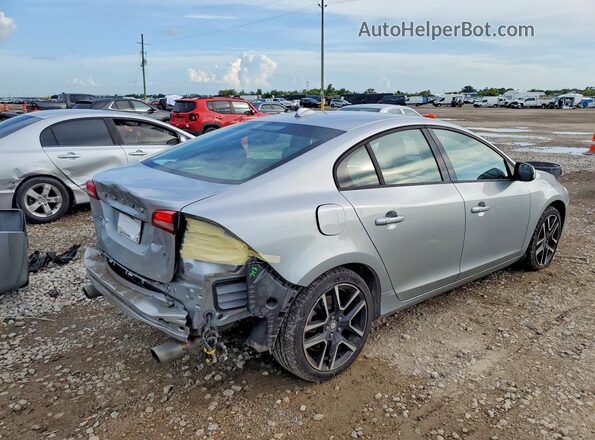 YV126MFL6J2450896 2018 VOLVO S60 Silver Trasero derecho