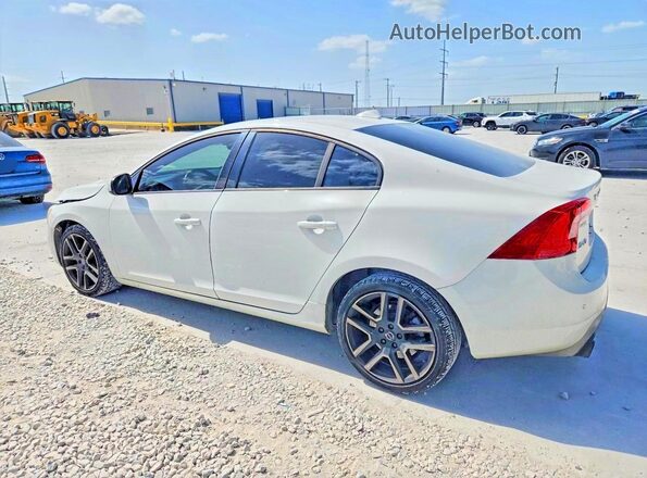 YV126MFL6J2455869 2018 VOLVO S60 White Rear left