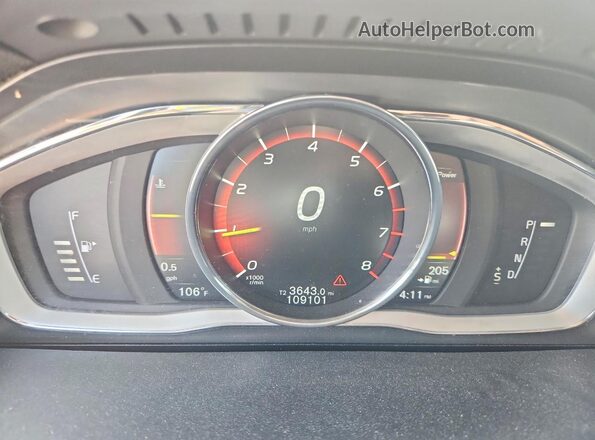 YV126MFL6J2455869 2018 VOLVO S60 White Instrument cluster view