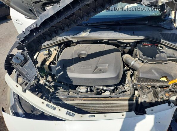 YV126MFL8H2423631 2017 VOLVO S60 White Vista interior trasera