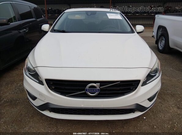 YV126MFLXH2439006 2017 VOLVO S60 White Սալոնի հետևի տեսք
