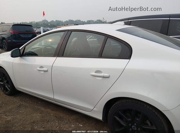 YV126MFLXH2439006 2017 VOLVO S60 White 