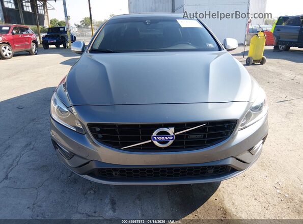 YV126MFP0G2397477 2016 VOLVO S60 Silver Front view