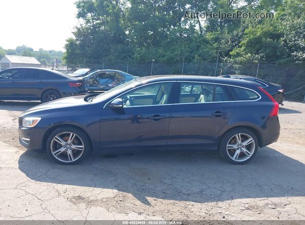 YV140MEK1H1343631 2017 VOLVO V60 Blue Vista interior de 360 grados