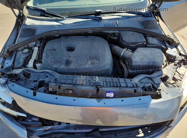 YV140MEK2H1332458 2017 VOLVO V60 Gray Widok wnętrza z tyłu