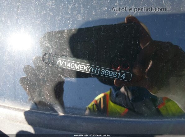 YV140MEK7H1369814 2017 VOLVO V60 Silver 