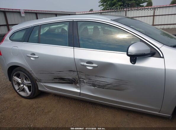 YV140MEK9G1305577 2016 VOLVO V60 Silver Vista frontal