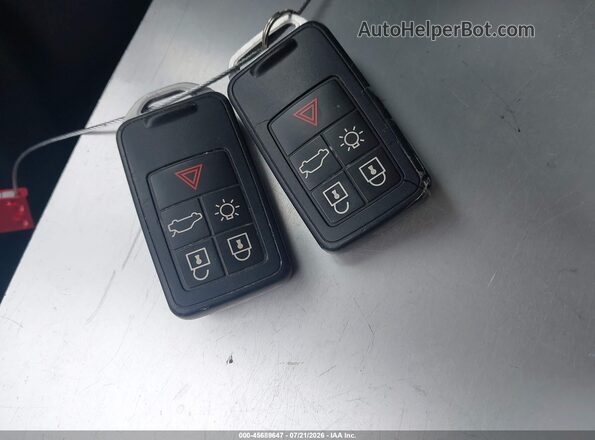 YV140MEK9G1305577 2016 VOLVO V60 Silver Vista del salpicadero