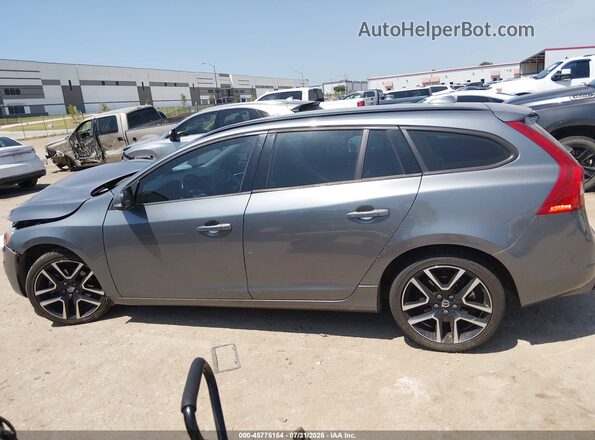 YV140MEL1J2378646 2018 VOLVO V60 Gray 360 interior view