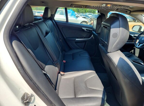 YV140MEM7G1293415 2016 VOLVO V60 White უკანა სავარძლების ხედი