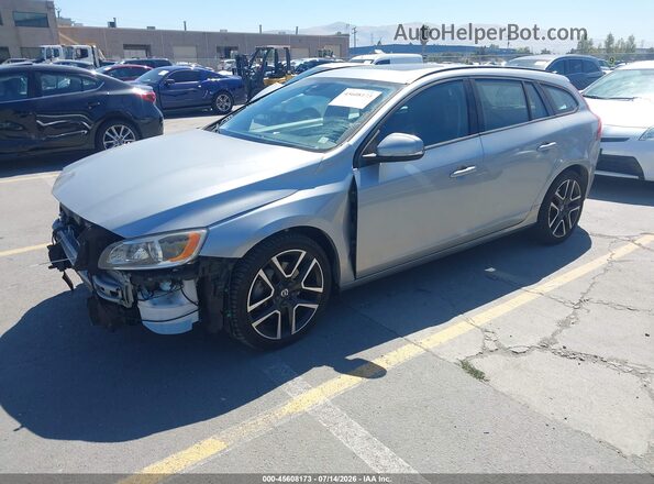YV140MSL7J2398226 2018 VOLVO V60 Silver Przód lewy