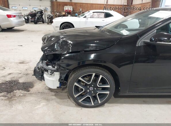 YV140MTL2J2459822 2018 VOLVO S60 Black 