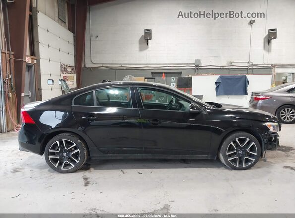YV140MTL2J2459822 2018 VOLVO S60 Black სალონის 360-გრადუსიანი ხედი