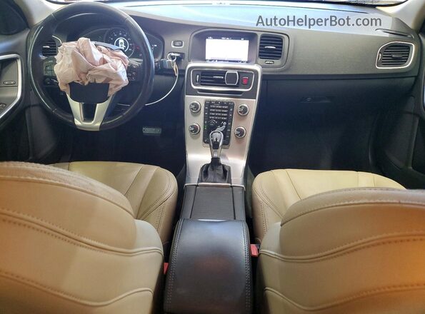 YV140MTL5J2453092 2018 VOLVO S60 White Dashboard view