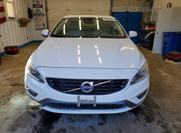 YV140MTL5J2453092 2018 VOLVO S60 White Front view