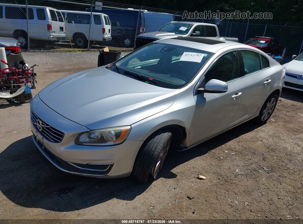 YV1612TK1G2395590 2016 VOLVO S60 Silver წინა მარცხენა ხედი სამი მეოთხედიდან