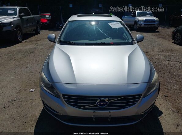YV1612TK1G2395590 2016 VOLVO S60 Silver ხელსაწყოთა პანელის ხედი