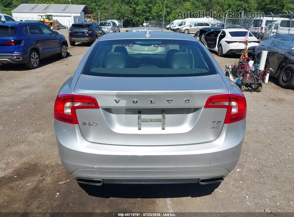 YV1612TK1G2395590 2016 VOLVO S60 Silver 