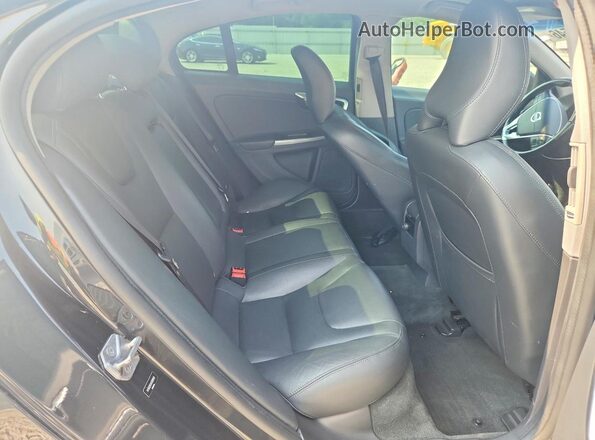 YV1612TKXG1398848 2016 VOLVO S60 Серый Вид задних сидений