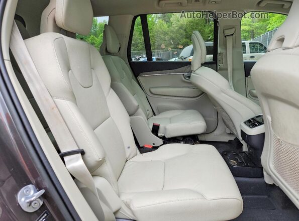 YV40621N7P1983166 2023 VOLVO XC90 Gray უკანა სალონის ხედი