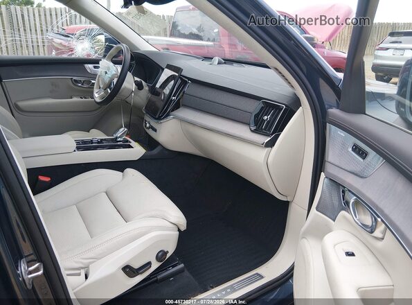 YV4062JF0T1491274 2026 VOLVO XC90 Синий Вид салона спереди