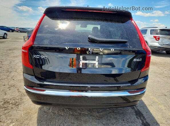 YV4062PE0R1161402 2024 VOLVO XC90 Black Vista trasera