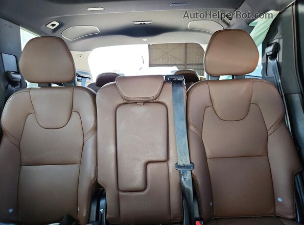 YV4062PE5S1309453 2025 VOLVO XC90 White Vista de los asientos traseros