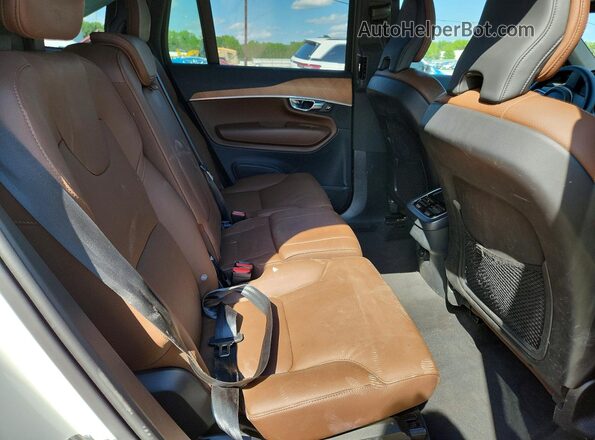 YV4062PE5S1309453 2025 VOLVO XC90 White Vista interior trasera