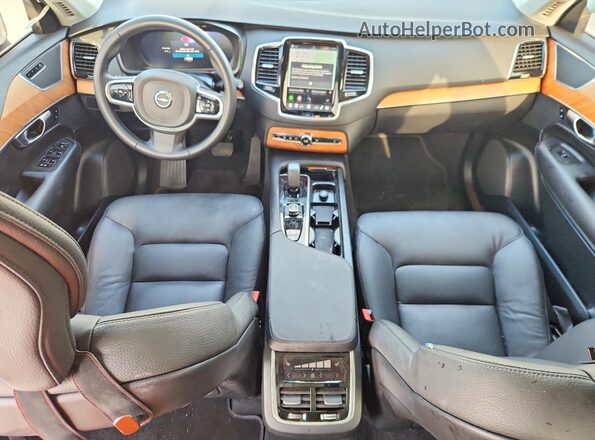 YV4062PE8S1342169 2025 VOLVO XC90 Серый Вид панели приборов