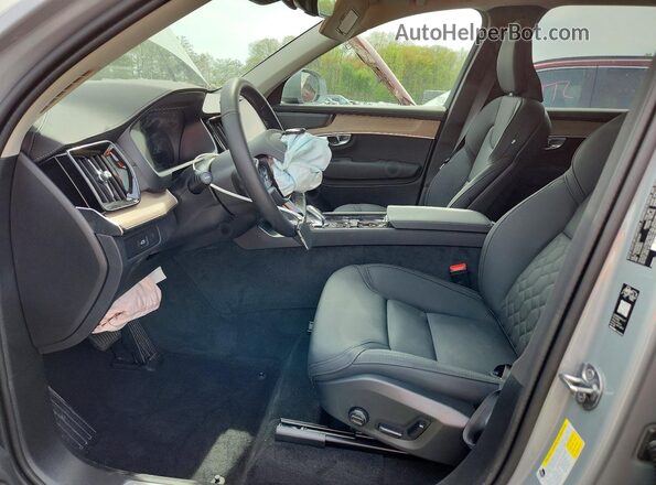 YV4062PE8T1470011 2026 VOLVO XC90 Gray Front interior view