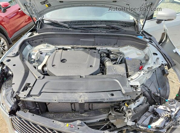 YV4062PE8T1470011 2026 VOLVO XC90 Gray Engine compartment view