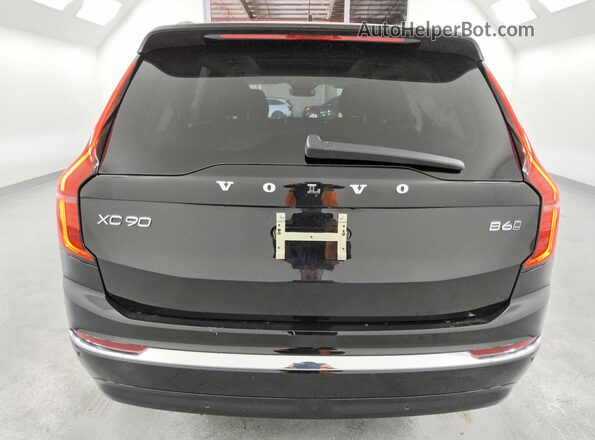 YV4062PE9T1519183 2026 VOLVO XC90 Black უკანა ხედი