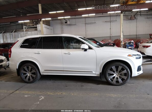 YV4062PF5S1304150 2025 VOLVO XC90 White Vista interior de 360 grados