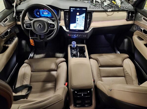YV4062PG2S1391904 2025 VOLVO XC90 Beige Dashboard view