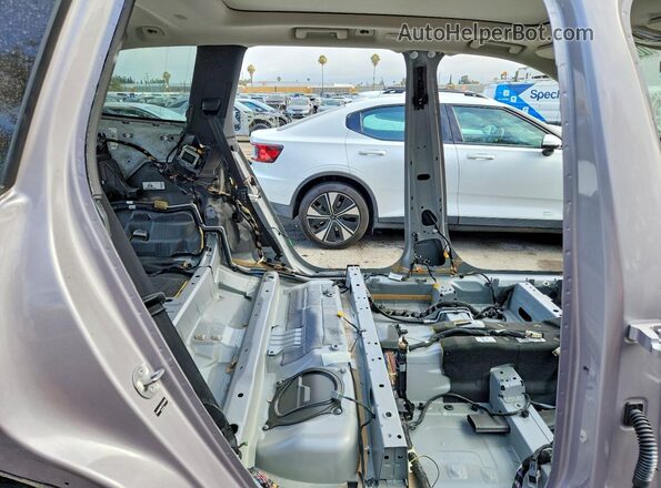 YV4062PM4T1441628 2026 VOLVO XC90 Gray Vista interior trasera