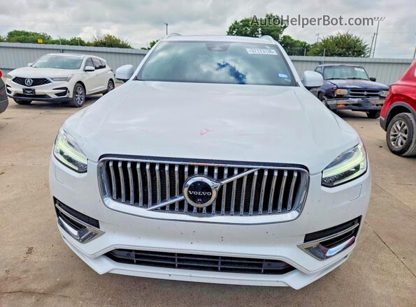 YV4062PN1P1940319 2023 VOLVO XC90 Белый Вид спереди
