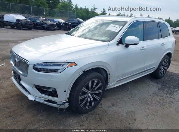 YV4062PN2P1912075 2023 VOLVO XC90 White წინა მარცხენა ხედი სამი მეოთხედიდან