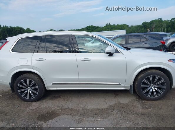 YV4062PN2P1912075 2023 VOLVO XC90 White უკანა სალონის ხედი