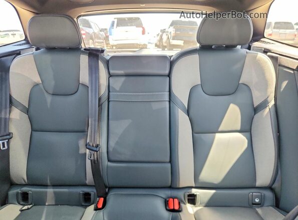 YV4062RM8N1953876 2022 VOLVO XC60 Gray Вид задніх сидінь