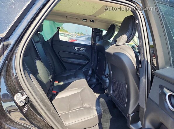 YV4062RX1P1358378 2023 VOLVO XC60 Black Rear seats view